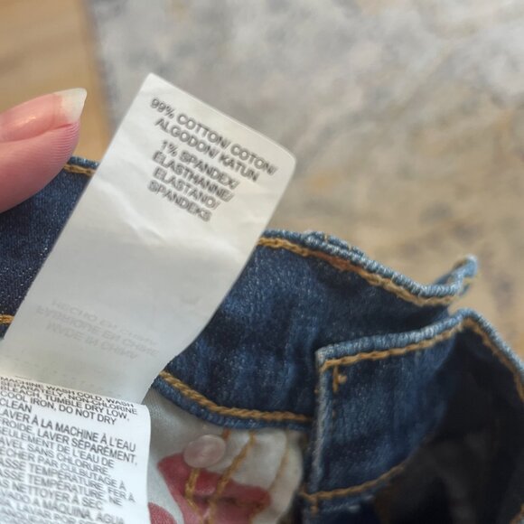 Lucky Brand Sophia Straight Size 2 Long Denim Distressed - Picture 11 of 11